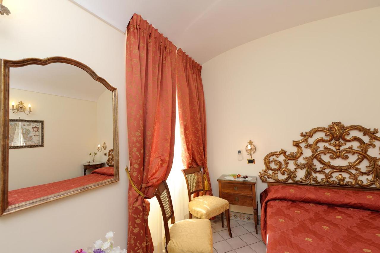Amalfi Old Square Room & Apartments Exterior foto