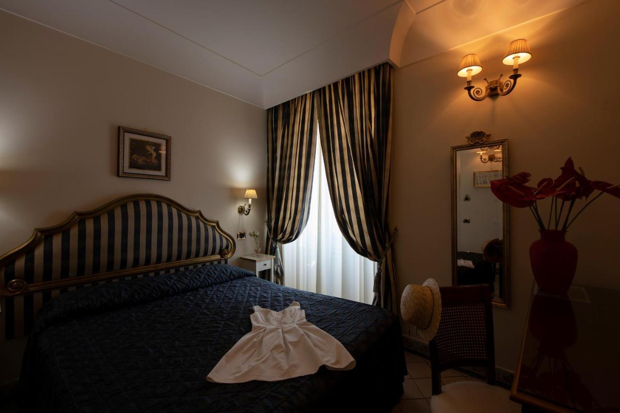 Amalfi Old Square Room & Apartments Exterior foto